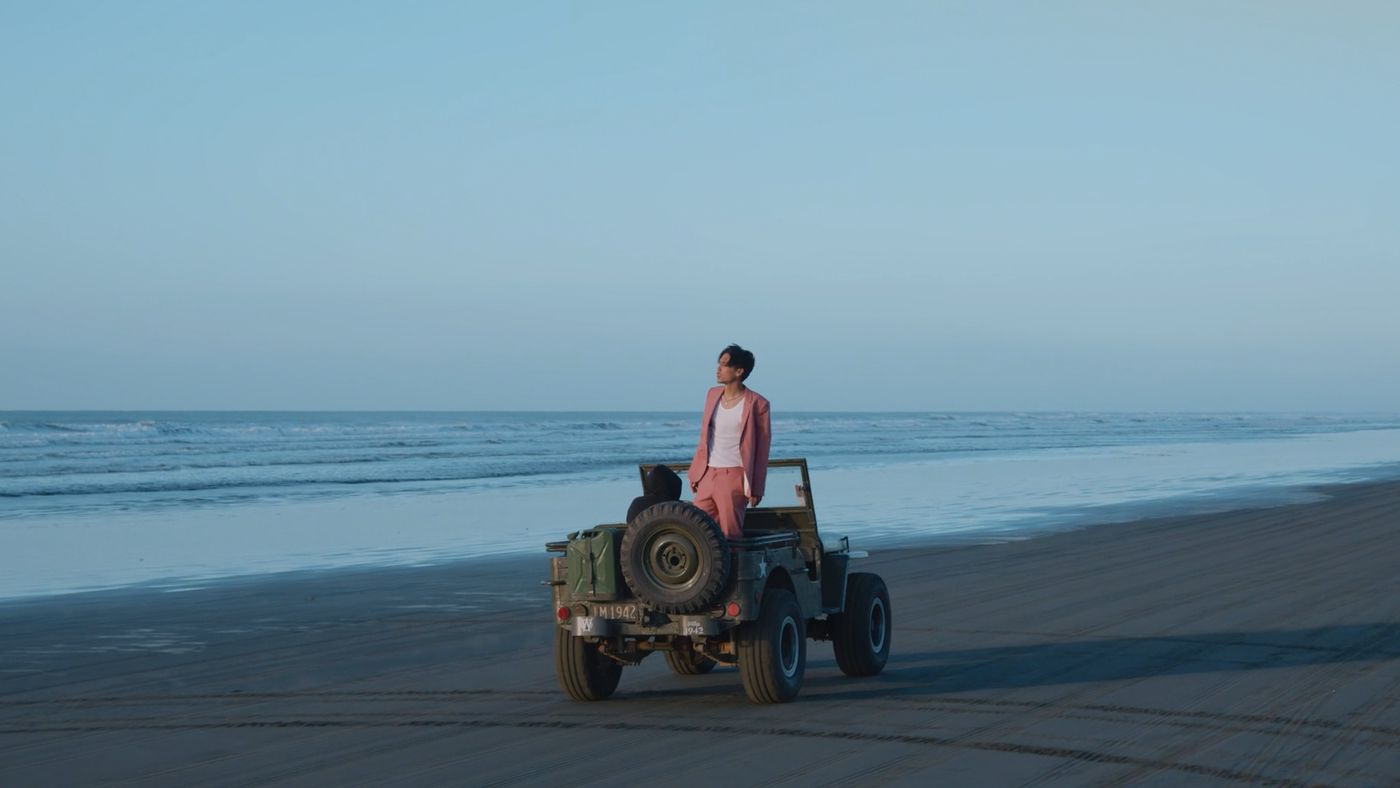 Behind the frame — Rain for Rhys Rich